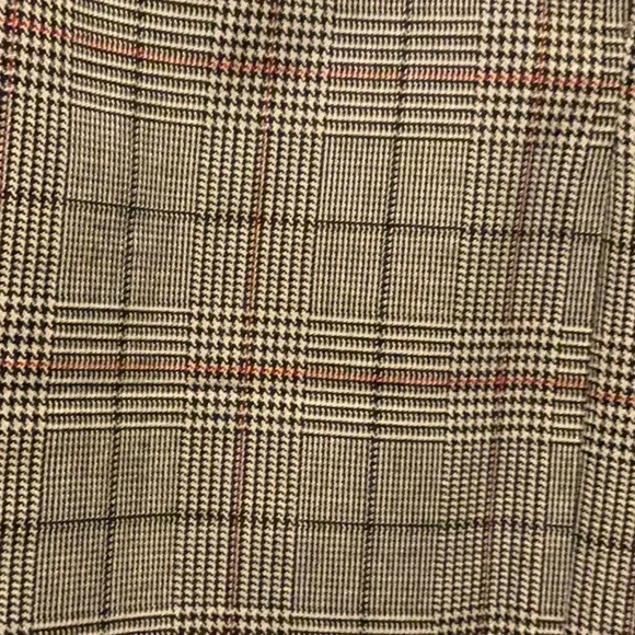 H&M Black and White Plaid Skirt - Picture 3 of 4